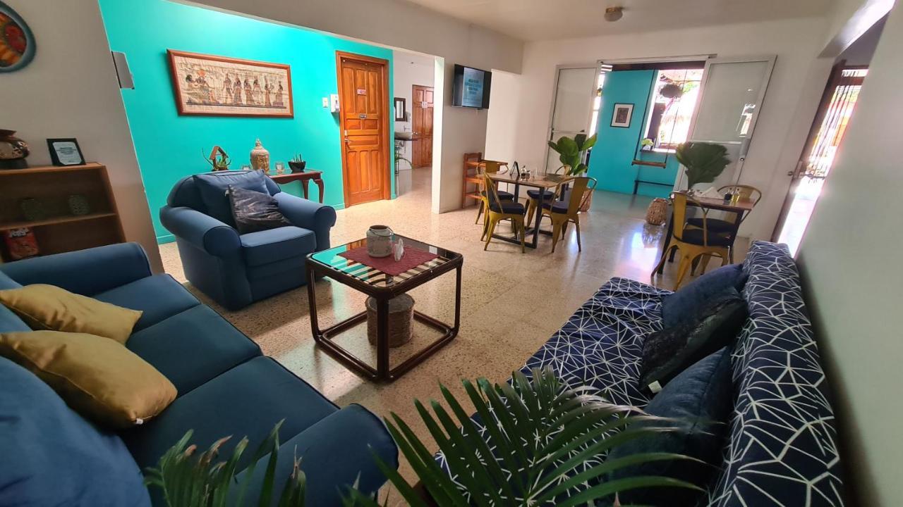 Homestay Playa Tila & Restaurant