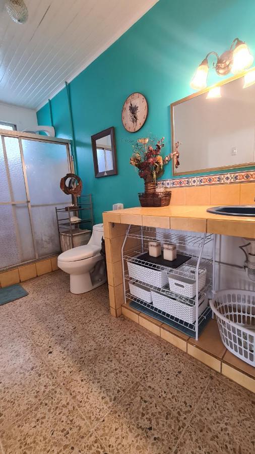 Playa Tila & Restaurant Homestay
